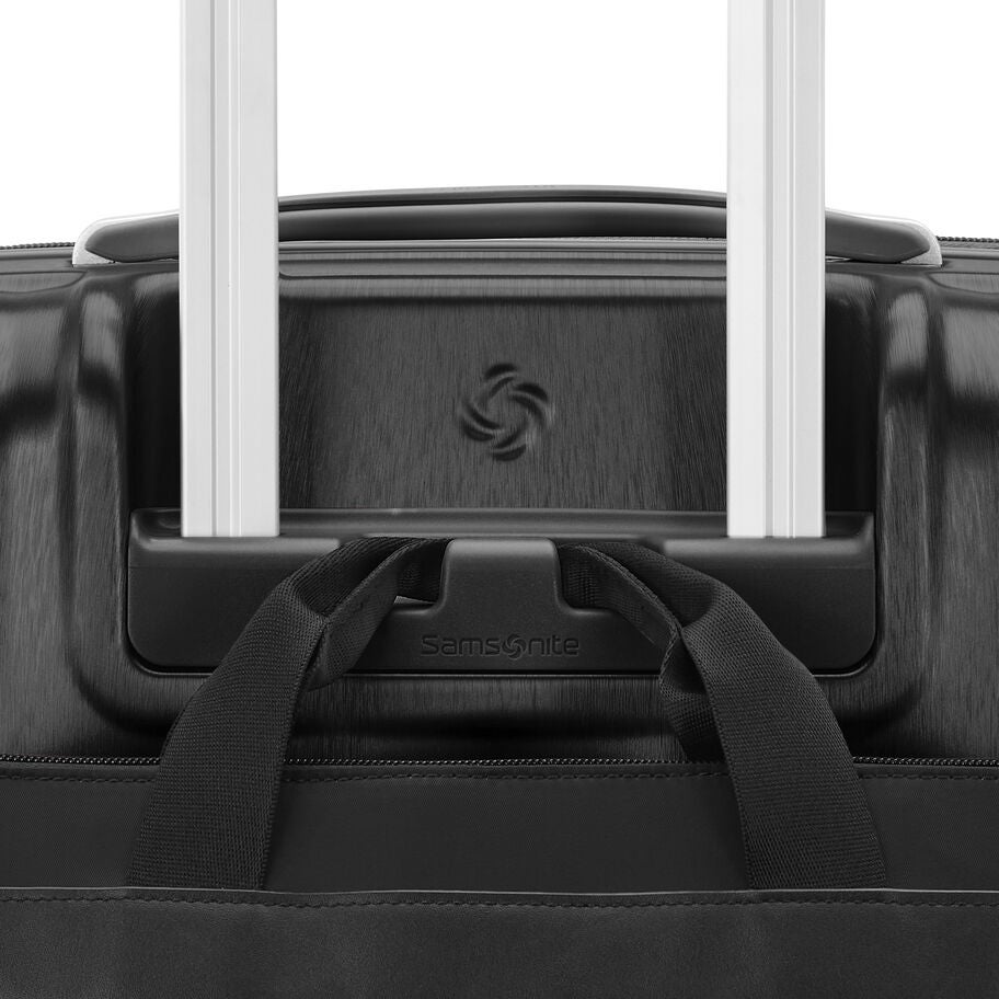 Samsonite Ziplite 6 valise moyen &agrave; roues in the color Noir. image number 8
